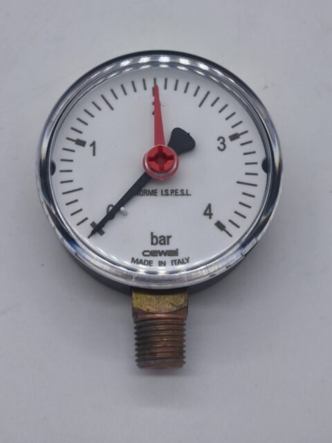 Manométer 4B 63MM alsós + piros mutató Cewal