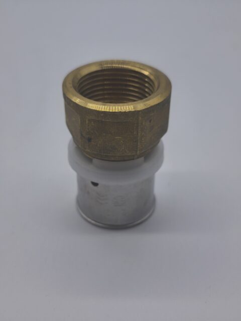 Comisa Press 26x3/4" csatlakozó BM